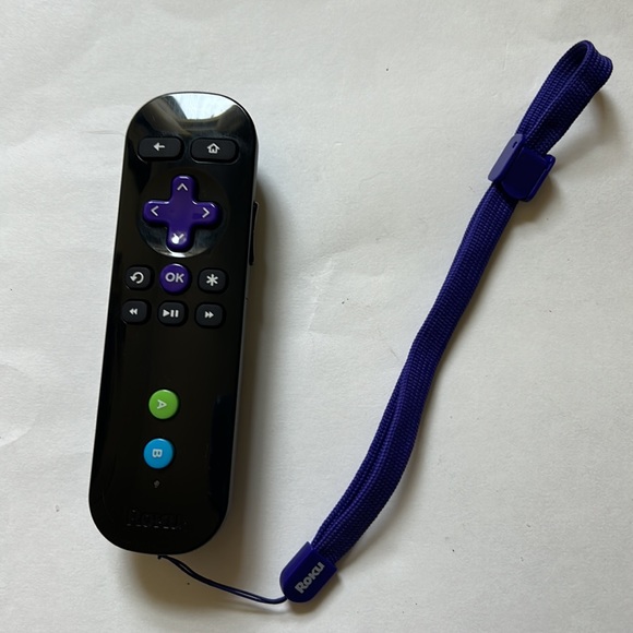 Roku 3 Streaming media movie player with voice search unit, cord, remote-black - Picture 2 of 9